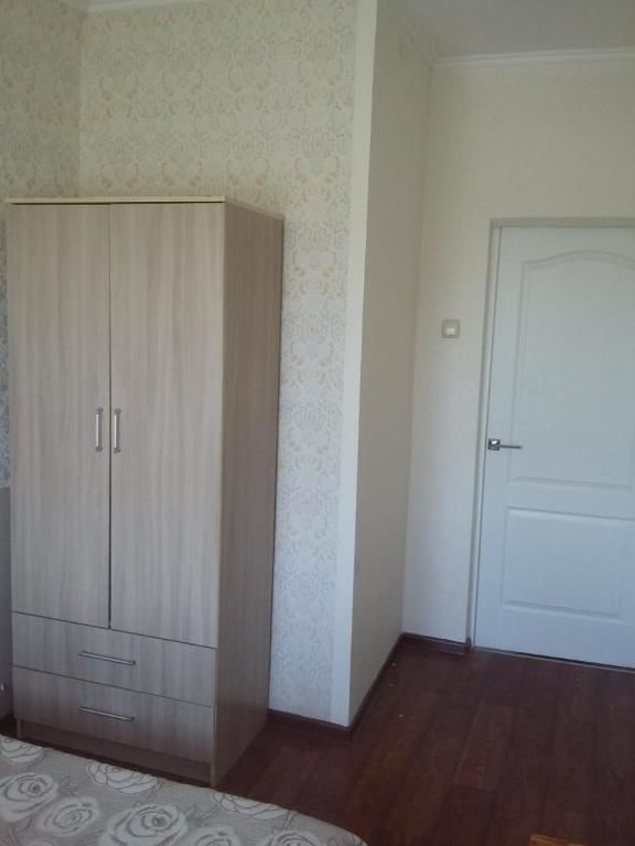 Апартаменты 3 комнатная на Джандосова Алматы-15