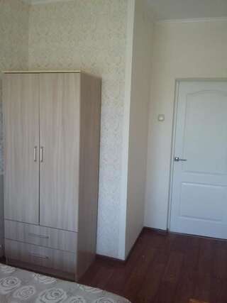 Апартаменты 3 комнатная на Джандосова Алматы Апартаменты с 1 спальней-12